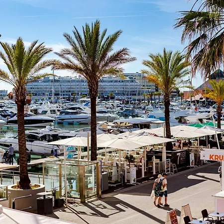 Al - Vista Marina 1