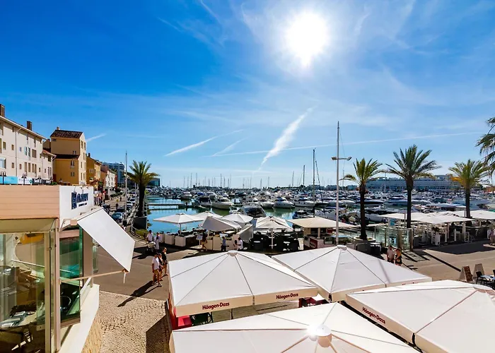 Al - Vista Marina 1
